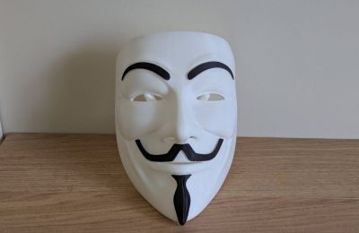 Anonymous mask valge ja must PLA
